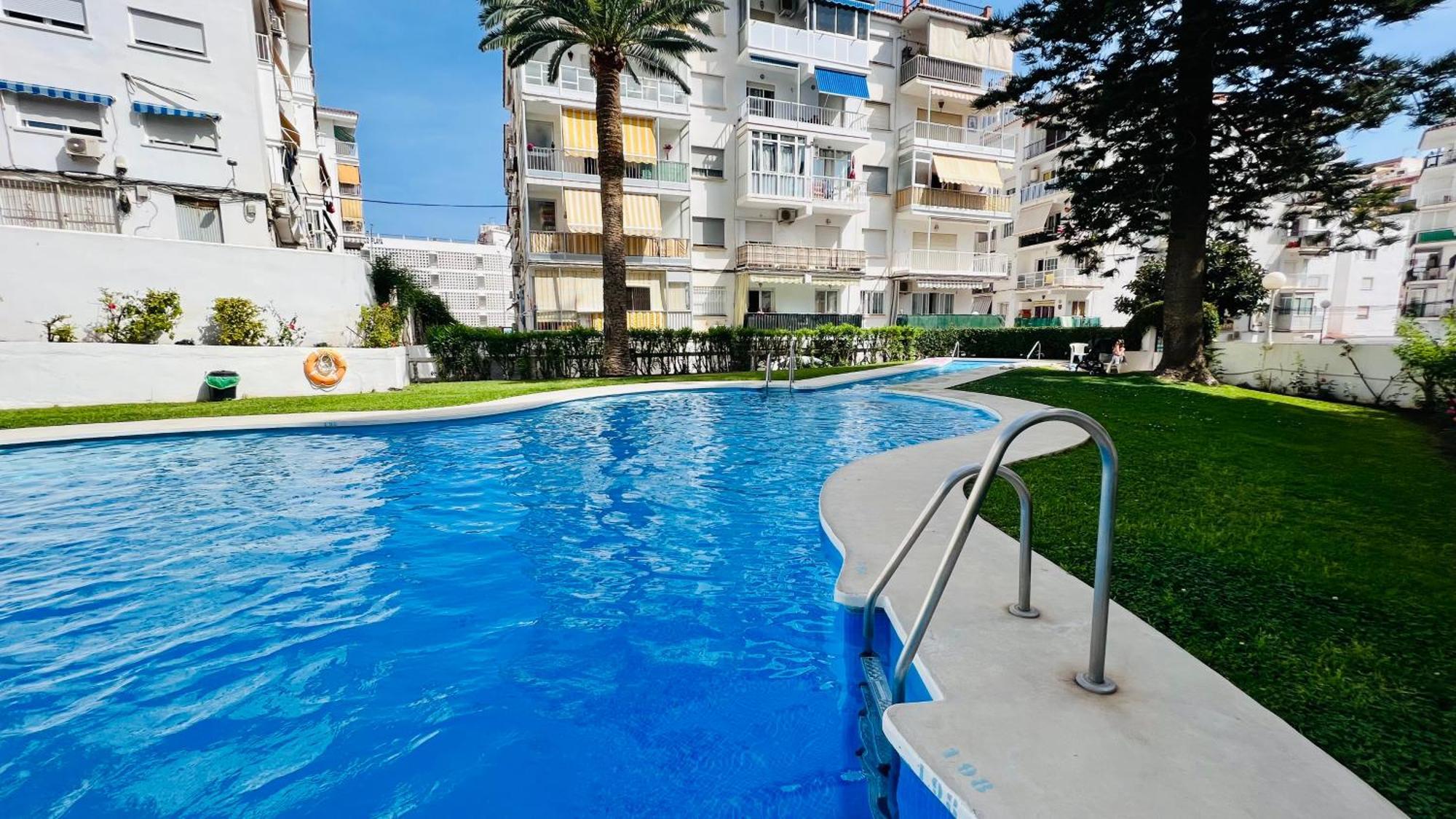 Estudio Buddha En El Centro De Nerja - South Costa Εξωτερικό φωτογραφία